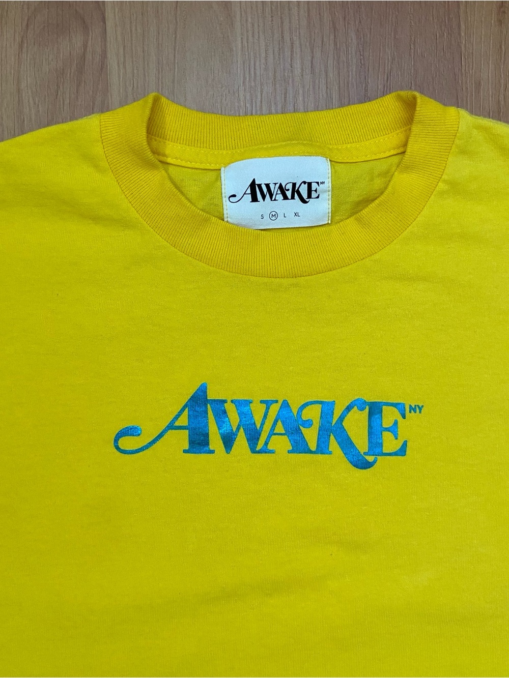 Awake NY Logo Streetwear Yellow & Blue T-Shirt Men’s Medium